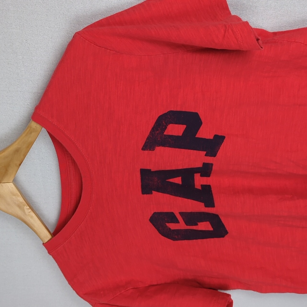GAP Women's Short Sleeve Red Logo Crop Tee Size Small - Picture 2 of 3